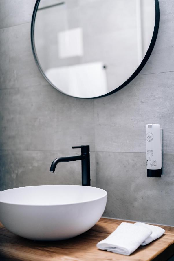 Alaia Lodge Crans-Montana Bagian luar foto